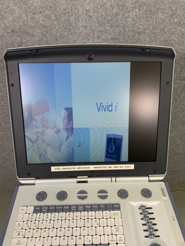 868693-13 Ultrasound machine GE Healthtec Vivid i