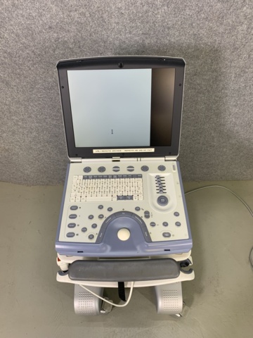 868693-14 Ultrasound machine GE Healthtec Vivid i