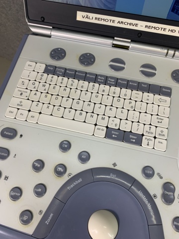 868693-16 Ultrasound machine GE Healthtec Vivid i