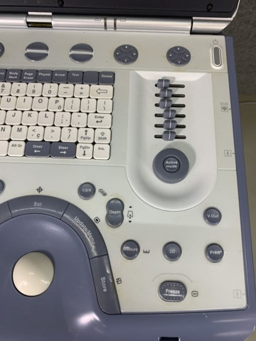868693-17 Ultrasound machine GE Healthtec Vivid i