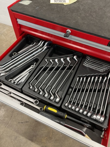 923836-4 Tool trolley Ampro incl content