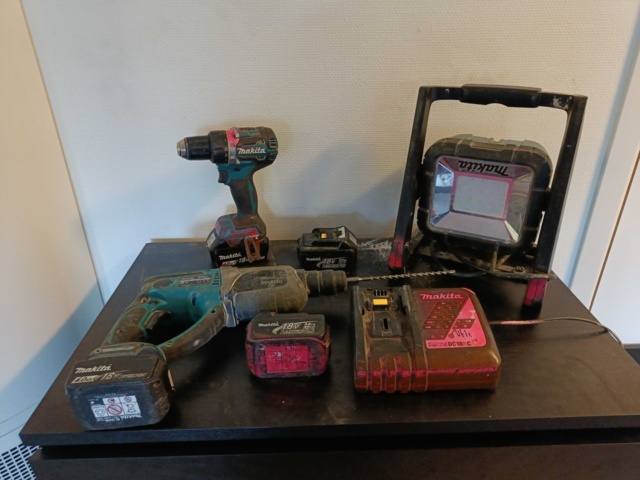 889156-1 Makita - Package