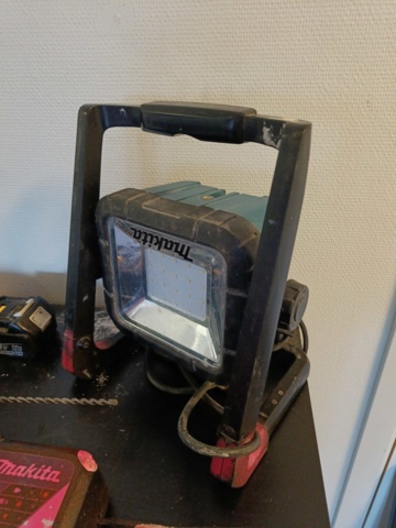 889156-2 Makita - Package