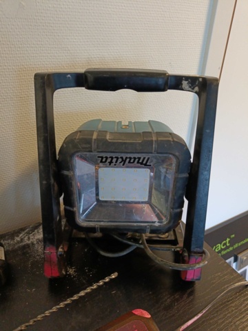 889156-3 Makita - Package