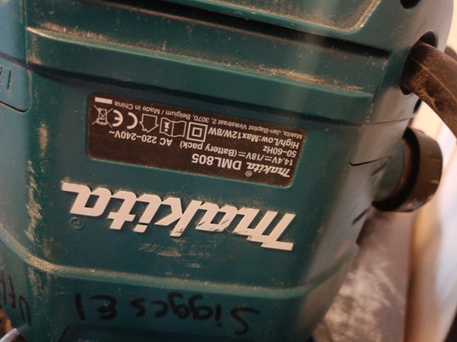 889156-5 Makita - Package