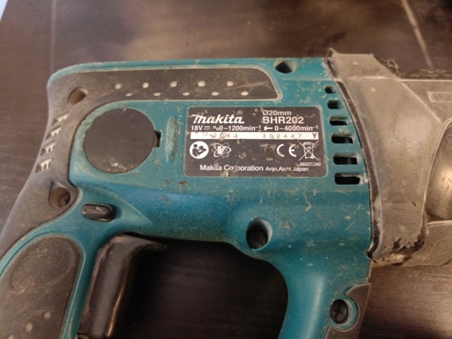 889156-10 Makita - Package