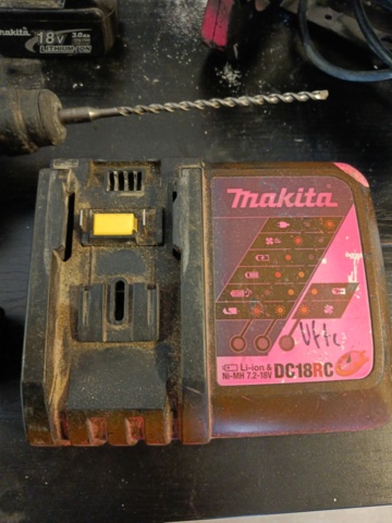 889156-12 Makita - Package