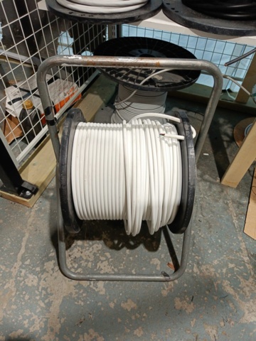 889158-9 Lot with Electric Cable