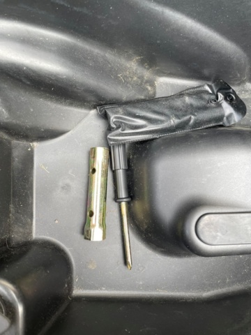 908003-16 Moped SYM Orbit 50cc CVT - 2020 (Only 40mil)