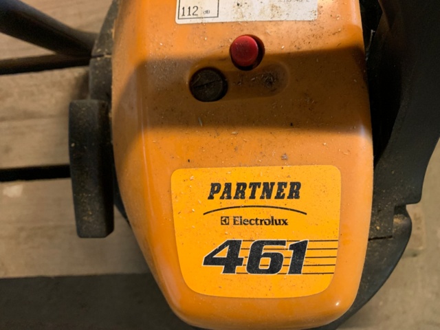 810356-4 Chainsaws petrol-powered 2 Stihl, Partner