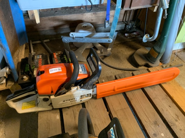 810356-5 Chainsaws petrol-powered 2 Stihl, Partner