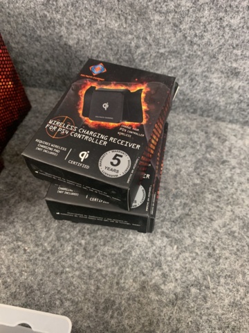 916666-8 Gaming equipment, powerbank, mice, controllers etc.