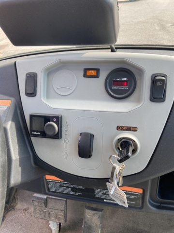 912480-27 Elbil Club Car Carryall 500 -2017, 4 hp (1092.1 h)