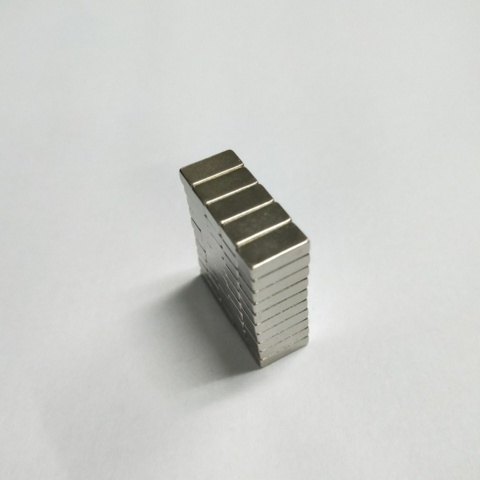 924552-3 250 pcs 10x5x3mm rectangular Neodymium (NdFeB) magnet - Free Shipping