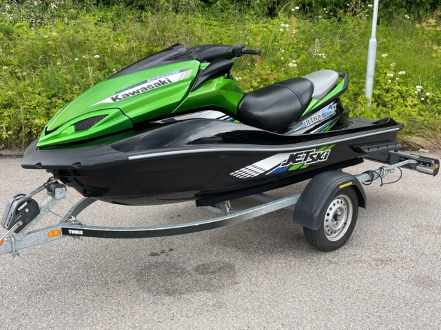 872279-1 Jetski Kawasaki ultra 300 X 2012
