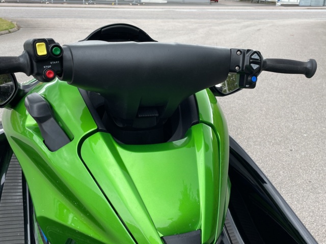 872279-19 Jetski Kawasaki ultra 300 X 2012