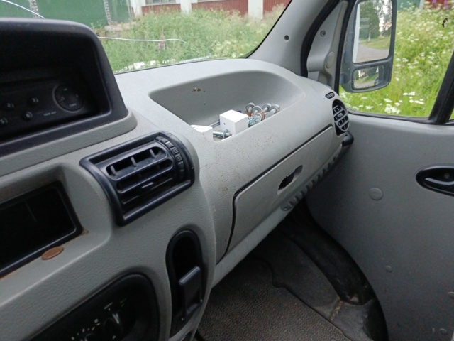 889165-62 Renault Master Chassi Cab 3.5 T 2.5 dCi Manual, 115hp, 2002