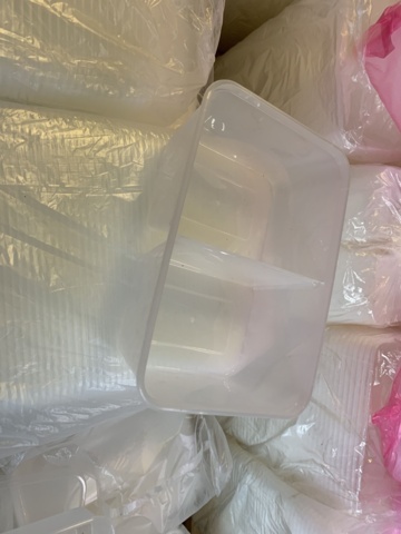 777520-3 1 stool lunch boxes and lids. See info for number