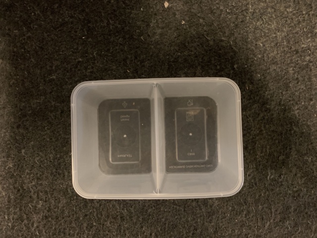 777520-4 1 stool lunch boxes and lids. See info for number