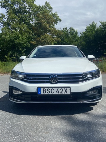 805758-10 Volkswagen Passat Sportscombi 2.0 TDI SCR BlueMotion 4Motion - 2022