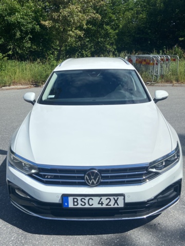 805758-11 Volkswagen Passat Sportscombi 2.0 TDI SCR BlueMotion 4Motion - 2022
