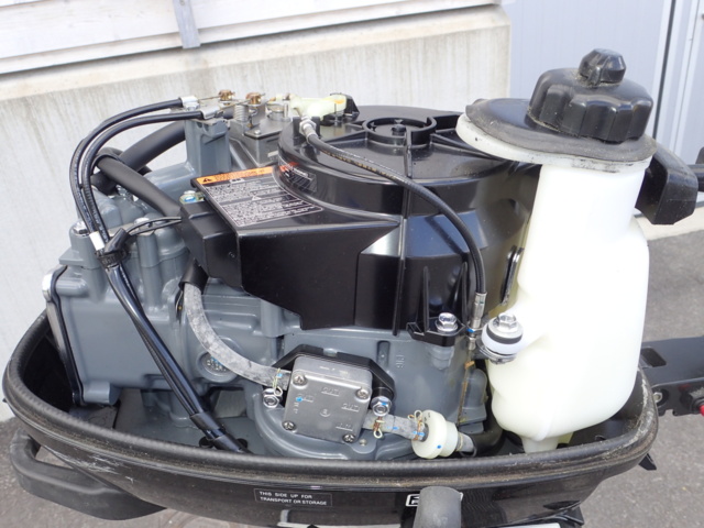 861839-31 Boat engine Suzuki Four Stroke. 4.0 hp 2012