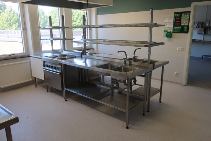 Double-sided kitchen / Method kitchen - PS Auction - We value the ...