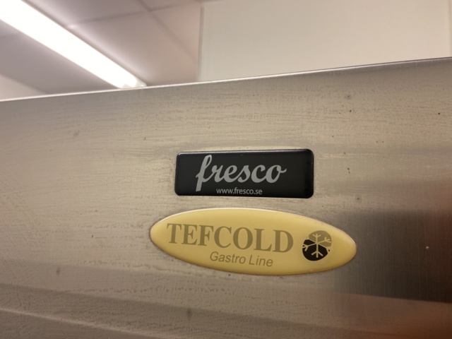 912539-3 Refrigerator Tefcold RK710