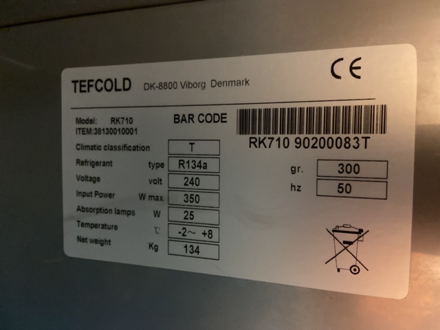 912539-5 Refrigerator Tefcold RK710