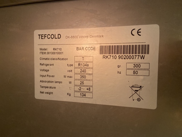 912536-3 Refrigerator Tefcold RK710