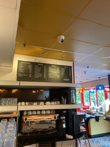 917227-10 CCTV Hard disk recorder with 5 cameras Hikvision