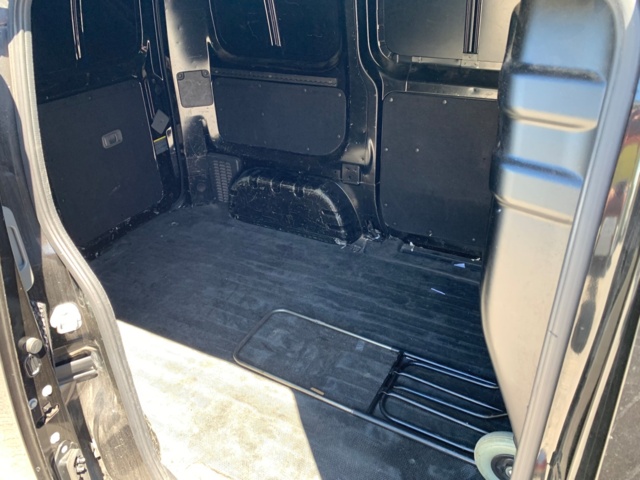 918705-20 Nissan NV200 Van 1.5 dCi - 2011