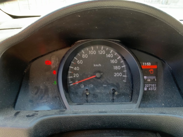 918705-11 Nissan NV200 Van 1.5 dCi - 2011
