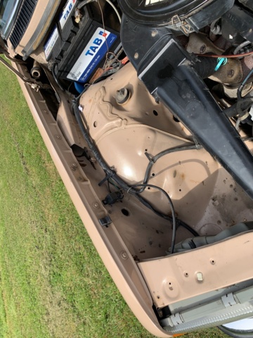 925657-28 Mercedes-Benz 200 -1983