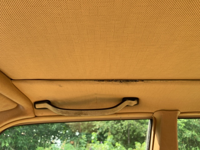 925657-39 Mercedes-Benz 200 -1983