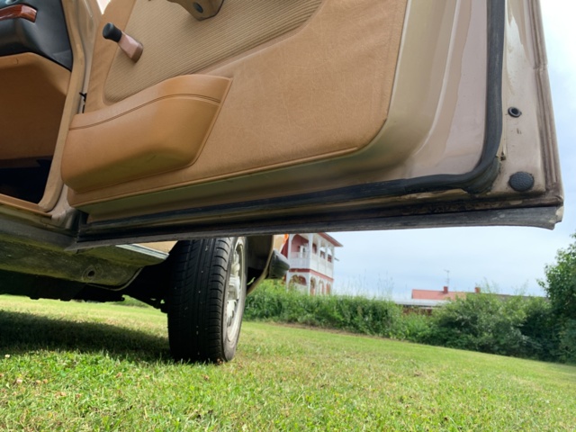 925657-57 Mercedes-Benz 200 -1983