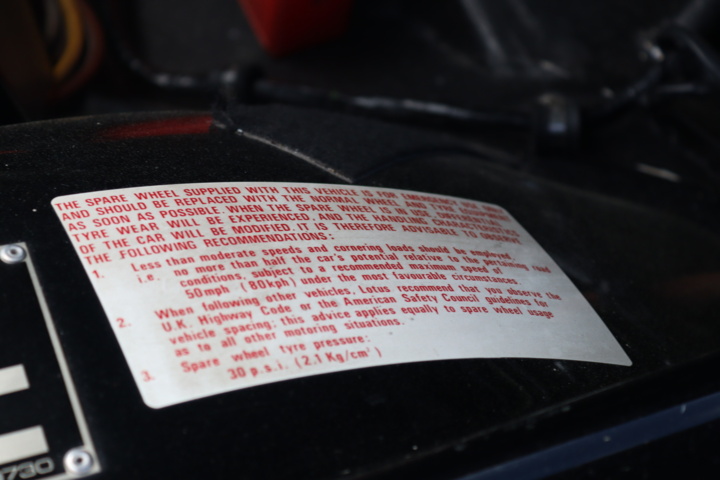 925693-56 Lotus Esprit SE 2.2 Turbo - 1989