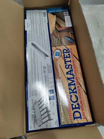 925616-4 Approx. 138 packs Angle fitting Grabber Deckmaster