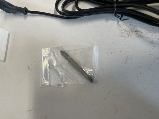 882426-8 Drill screwdriver Hikoki DS 18DBSL, battery charger, and batteries 2 pcs