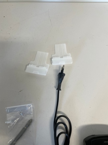 882426-9 Drill screwdriver Hikoki DS 18DBSL, battery charger, and batteries 2 pcs