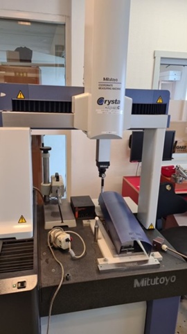 824734-4 Measuring machine Mitutoyo