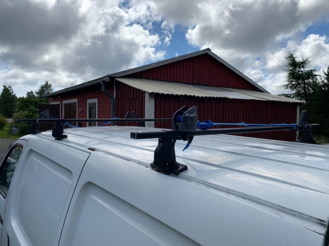 925658-20 Toyota HiAce Van 2.5 Diesel -2005 (102hp, 12504km)