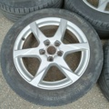 887523-5 4st Audi fälgar med sommardäck