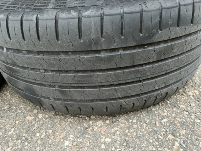 887523-19 4st Audi fälgar med sommardäck