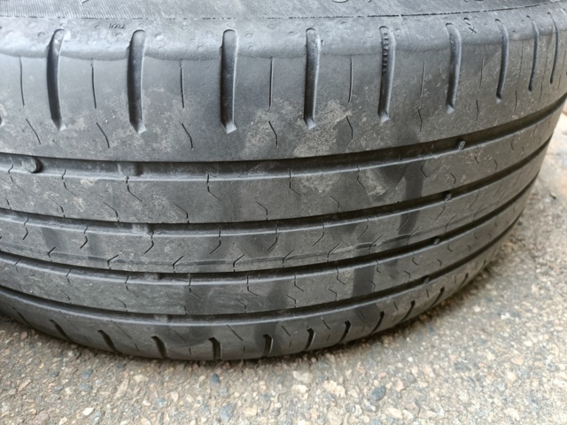 887523-20 4st Audi fälgar med sommardäck