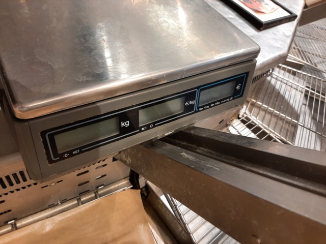 868515-4 Digital scale - Cas ER