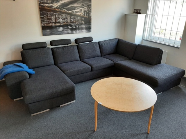 805205-1 Sofa & table