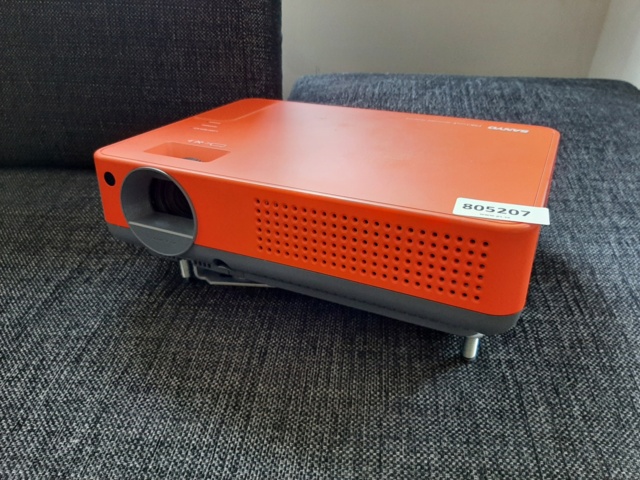 805207-1 Projector - Sanyo Pro xtraX multiverse projector