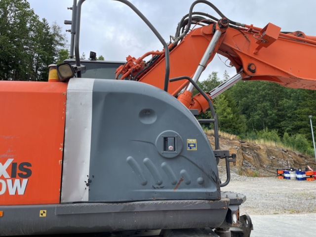 Excavator Hitachi zaxis 140w - PS Auction - We value the future