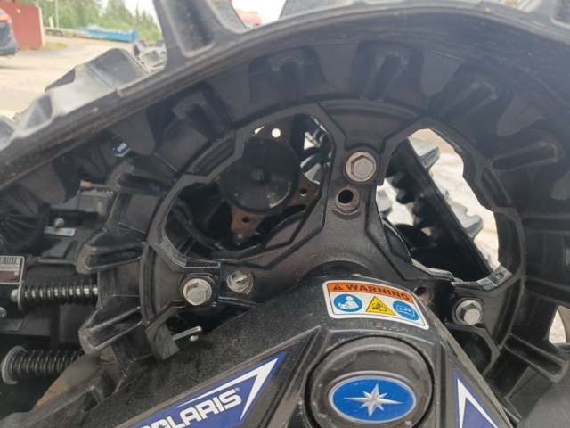 889181-18 Track set Polaris Prospector PRO